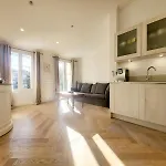 Le Petit Four 2nd - T3 Climatise Appartement Antibes